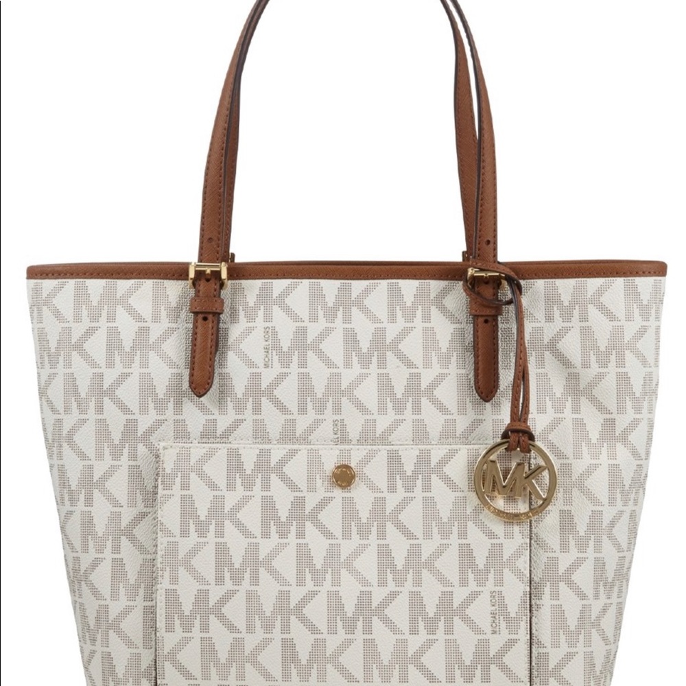 Michael Acorn/ Vanilla top-zip tote leather
